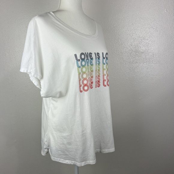 C&C California Pride Shirt Women 1X Plus Size Rainbow Love is Love Spellout Tee - Picture 4 of 16